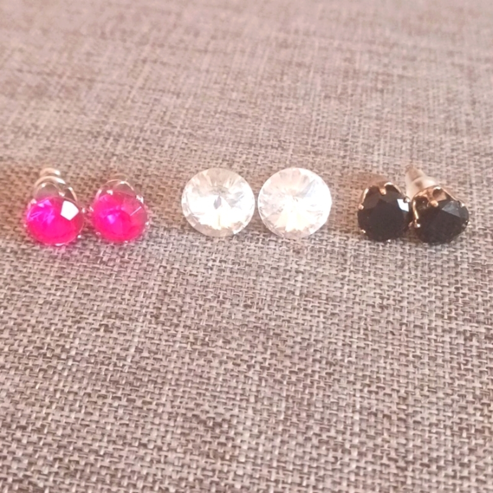 Barbiecore Set of 3 Stud Earrings Flashy Pink Clear and Black - Pre-loved
